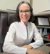 Dra. Helena Barbosa Lugão 
